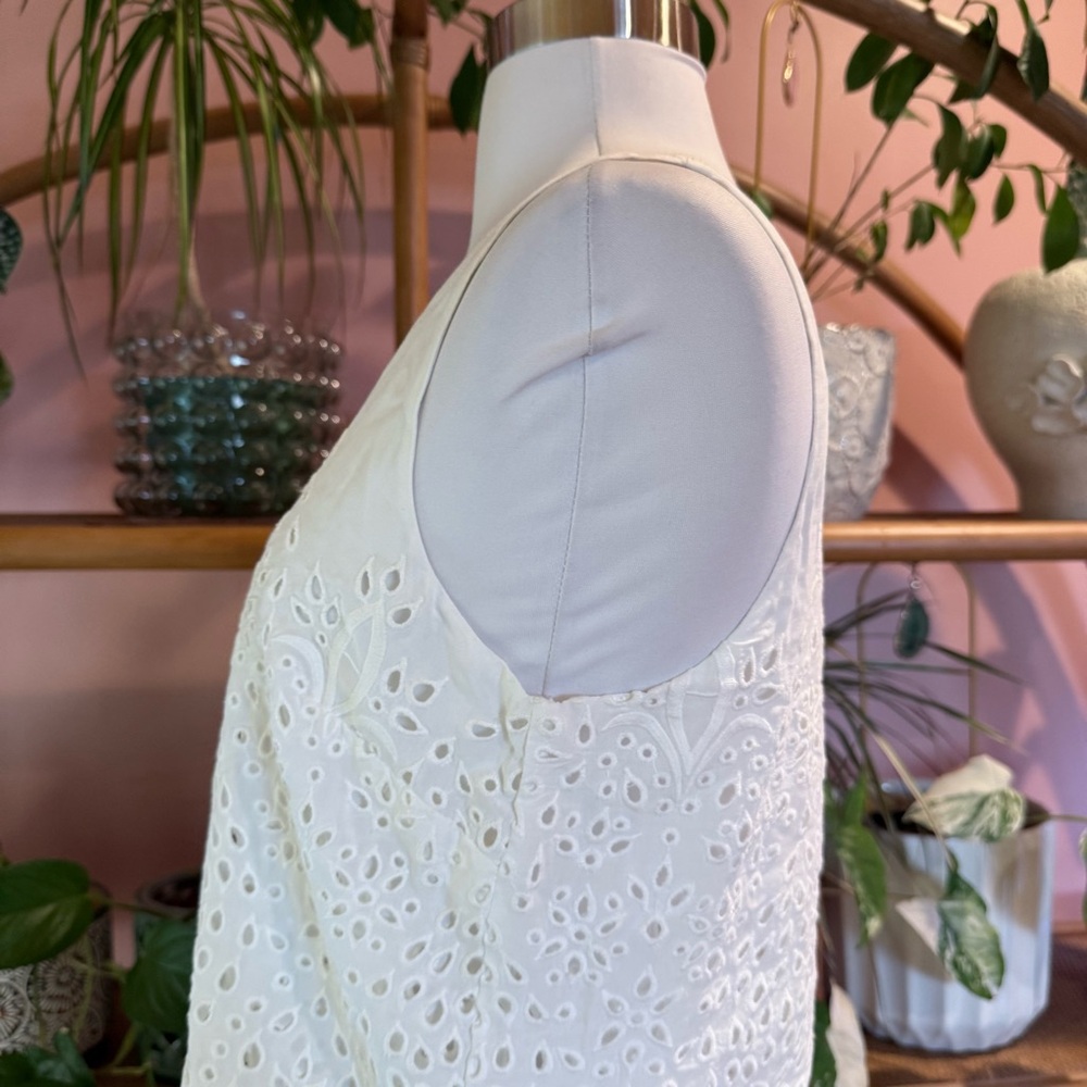CAbi  Frolic Sleeveless Eyelet Layered Tiered Top Size XS #5723 - Picture 6 of 13